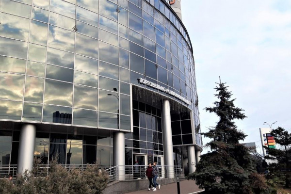 Продажа офисных помещений в Киеве возле ст.м. Левобережная